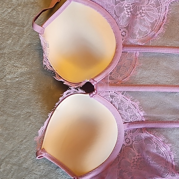 Victoria's Secret Lilac Push-up Corset Top. - Picture 9 of 9
